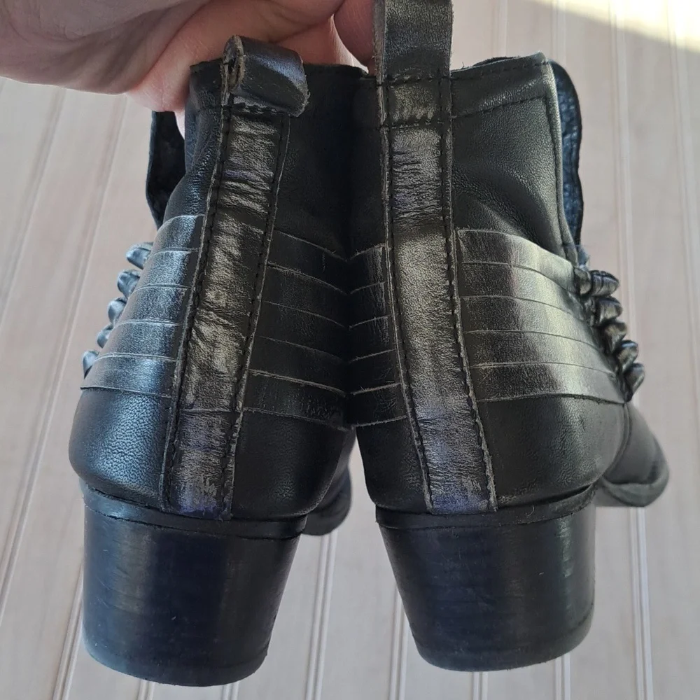 Diba Skyler Western Blk Leather Cutout Ankle Boots Block Heel 8.5 Rustic Boho